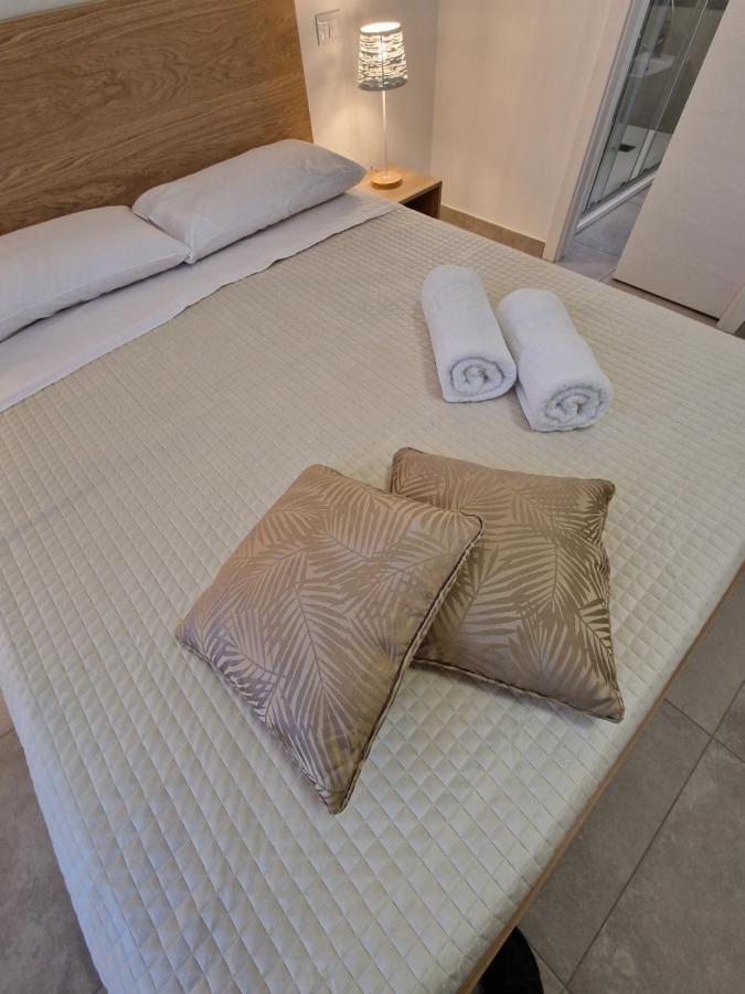 Villa Eden, Bed And Breakfast Cinisi Bagian luar foto