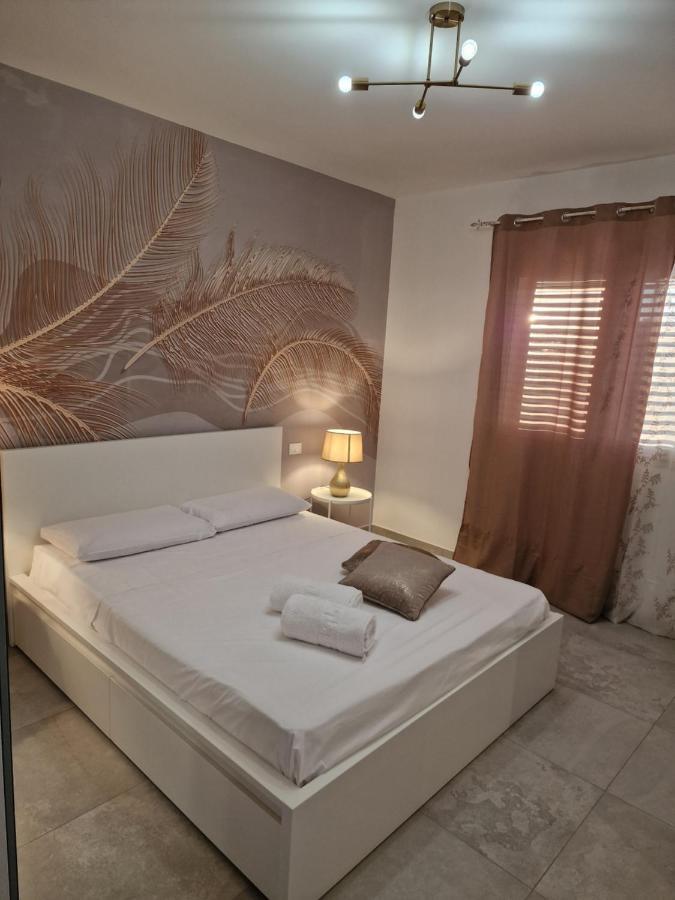 Villa Eden, Bed And Breakfast Cinisi Bagian luar foto